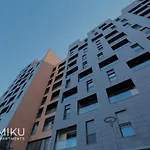 Miku Apartment - Bright 1 Bedroom Apartment At Olympic Residence