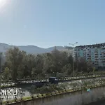 Miku Apartment - Bright 1 Bedroom Apartment At Olympic Residence