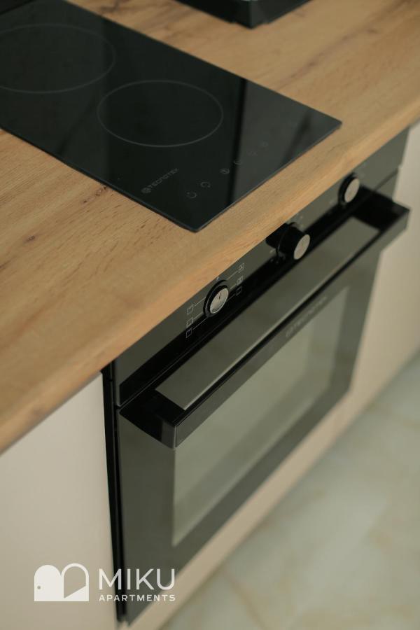 Miku - Bright 1 Bedroom At Olympic Apartament *