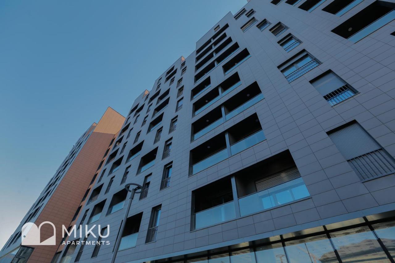 Apartament Miku - Bright 1 Bedroom At Olympic Tirana