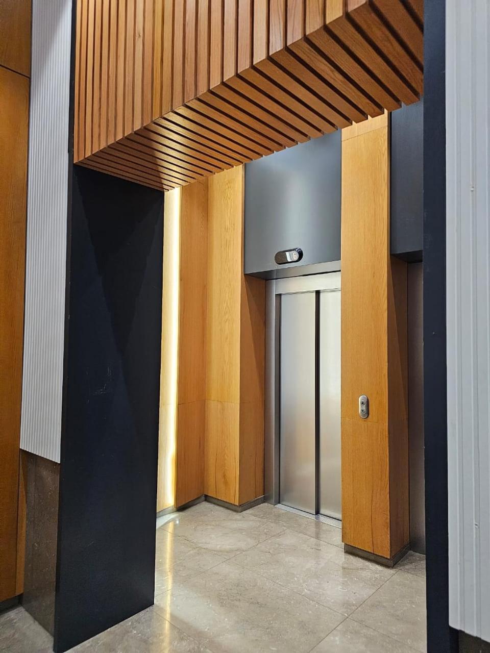 Miku - Bright 1 Bedroom At Olympic Leilighet